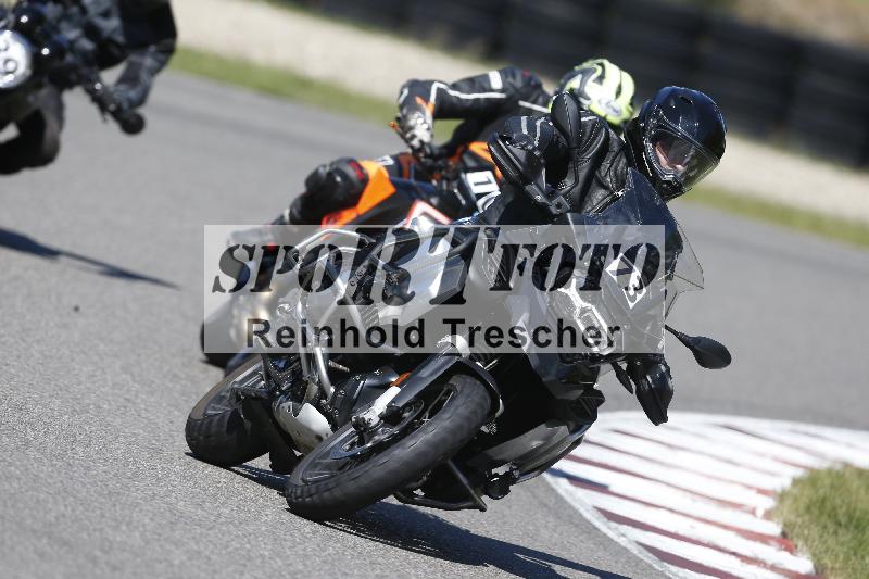 /Archiv-2025/48 25.08.2025 Cornu Master School ADR/blau-bleu/73